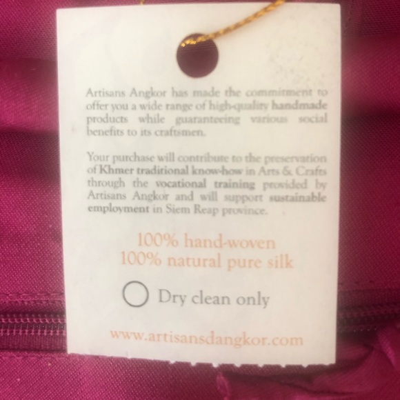 Jewelry Bags. NEW! Set of three. Hand woven. Pure silk. - Picture 8 of 8